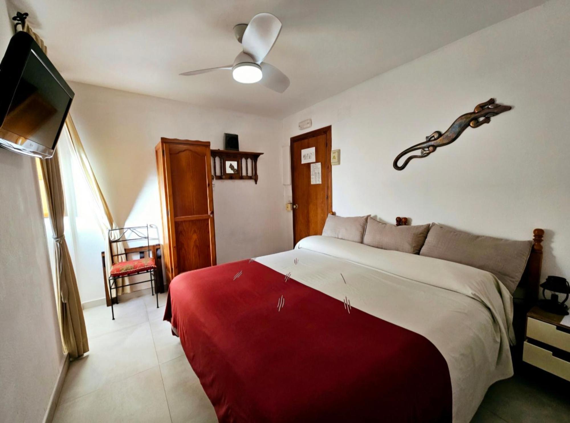 El Asturiano Hotel Tarifa Exterior photo